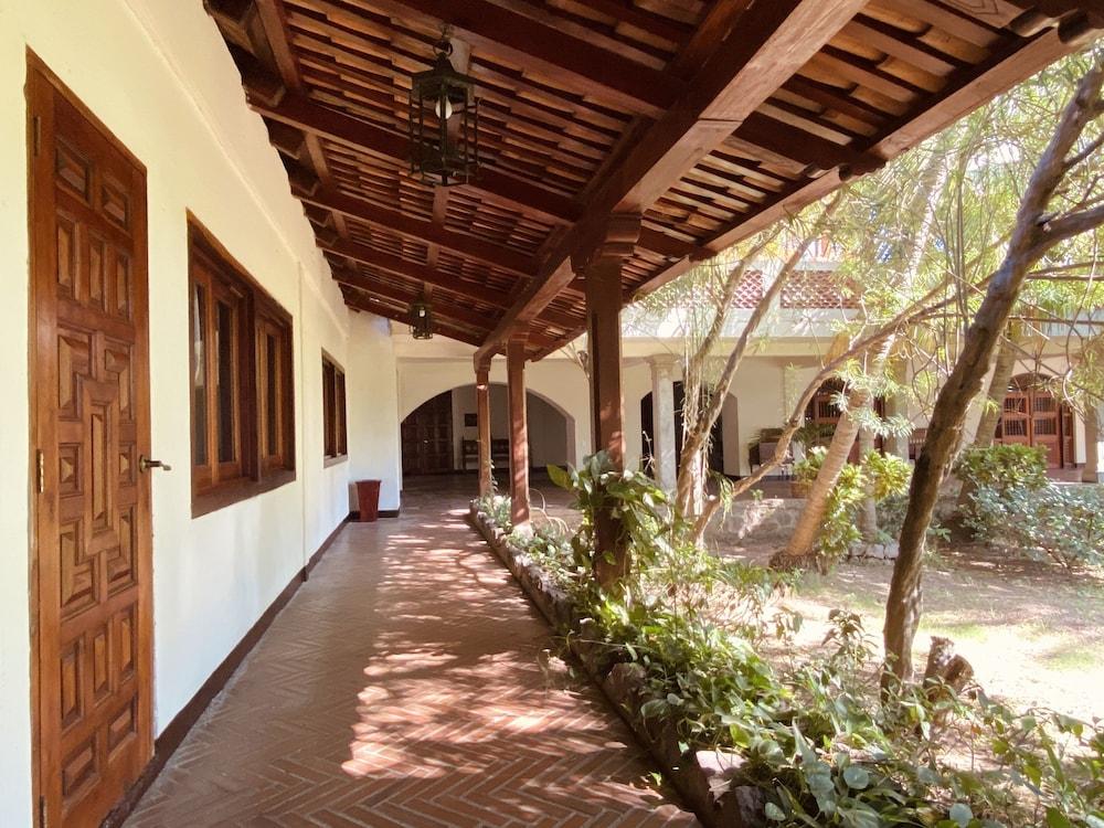 Hotel El Internacional Granada  Kültér fotó