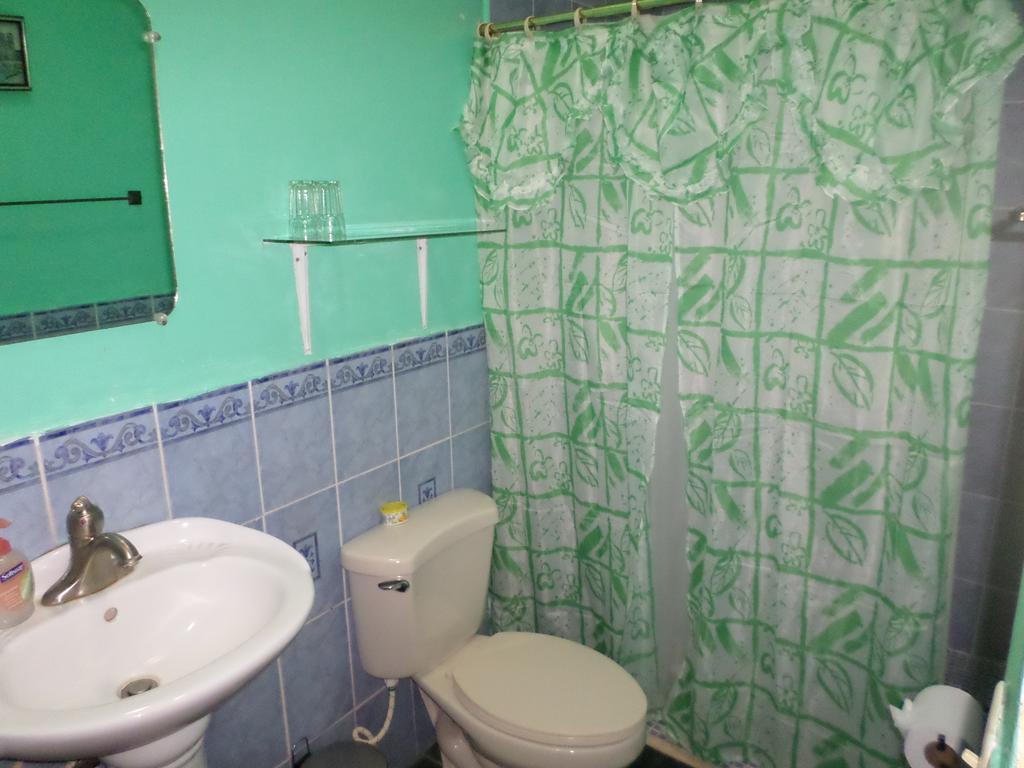 Hotel El Internacional Granada  Szoba fotó